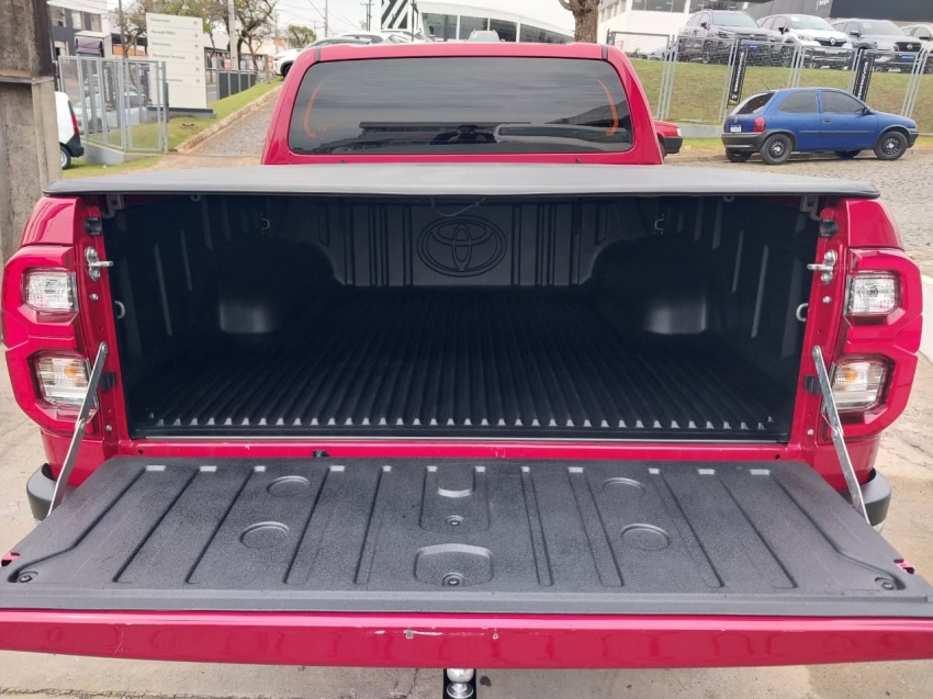toyota hilux 2.8 d-4d turbo diesel cd srx 4x4 automatico 4p 20256