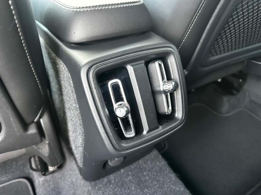 volvo xc40 1.5 t5 recharge r-design geartronic hibrido 5p automatico 202013