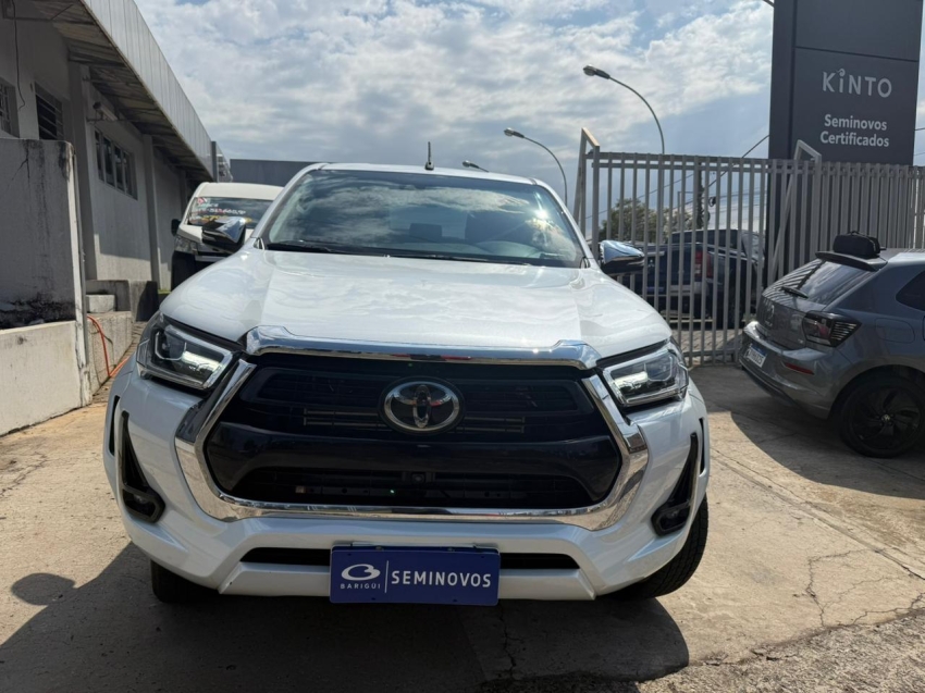 toyota hilux 2.8 d-4d turbo diesel cd srx plus 4x4 automatico 4p 20251