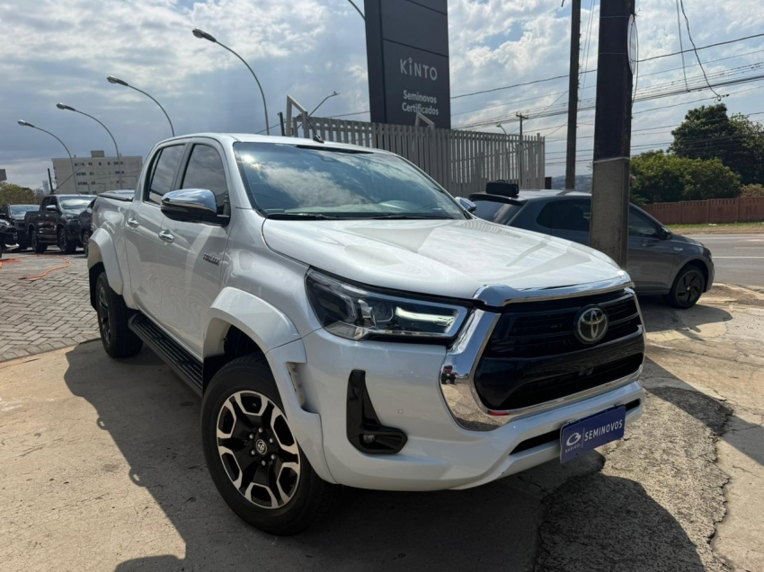 toyota hilux 2.8 d-4d turbo diesel cd srx plus 4x4 automatico 4p 20250