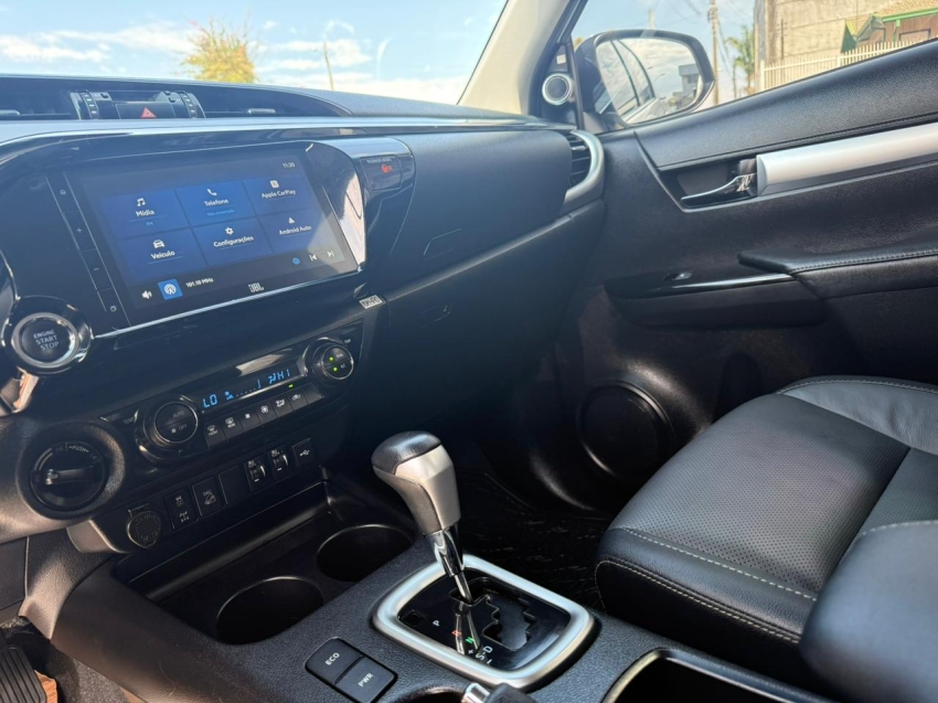 toyota hilux 2.8 d-4d turbo diesel cd srx plus 4x4 automatico 4p 202511