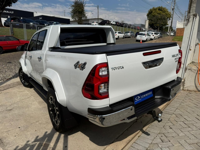 toyota hilux 2.8 d-4d turbo diesel cd srx plus 4x4 automatico 4p 20255