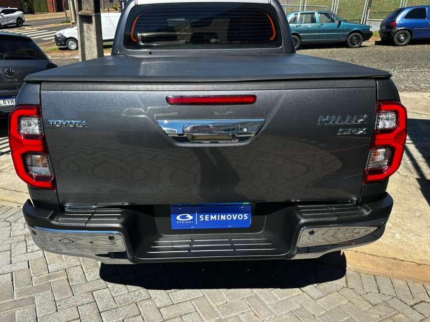 toyota hilux 2.8 d-4d turbo diesel cd srx 4x4 automatico 4p 20256