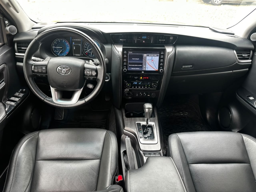 toyota hilux sw4 2.8 d-4d turbo diesel srx 4x4 automatico 5p 20219