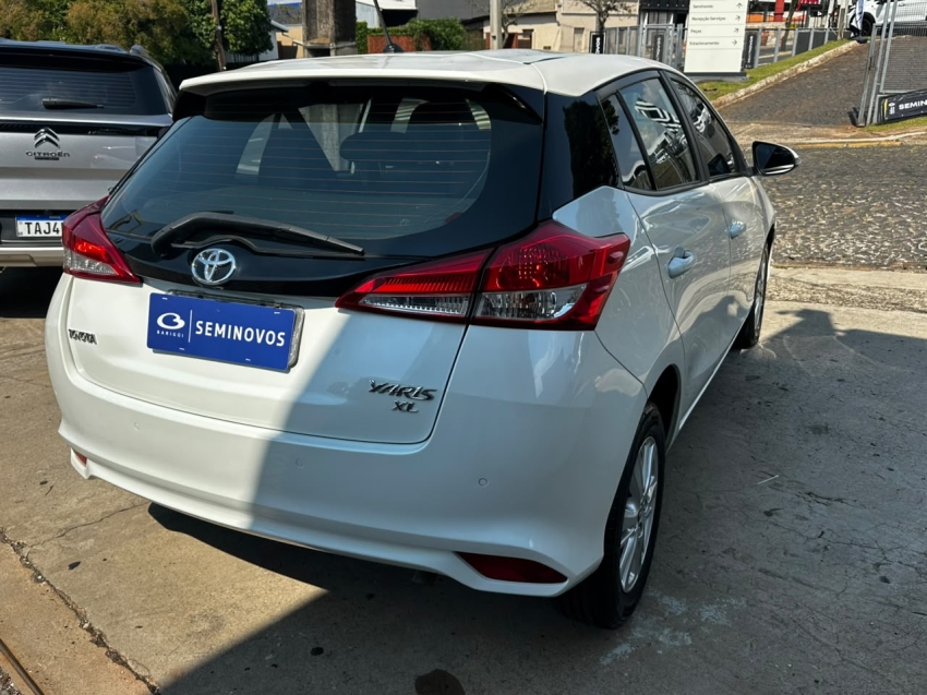toyota yaris 1.3 16v flex xl plus tech multidrive 4p automatico 20197