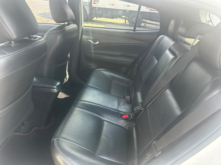 toyota yaris 1.3 16v flex xl plus tech multidrive 4p automatico 201910