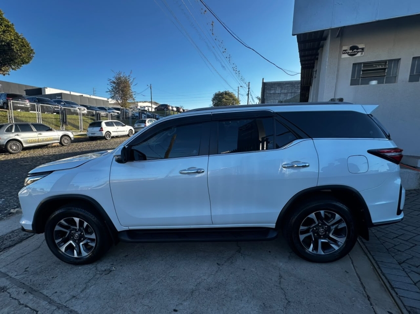 toyota hilux sw4 2.8 d-4d turbo diesel srx platinum 7l 4x4 automatico 5p 20254