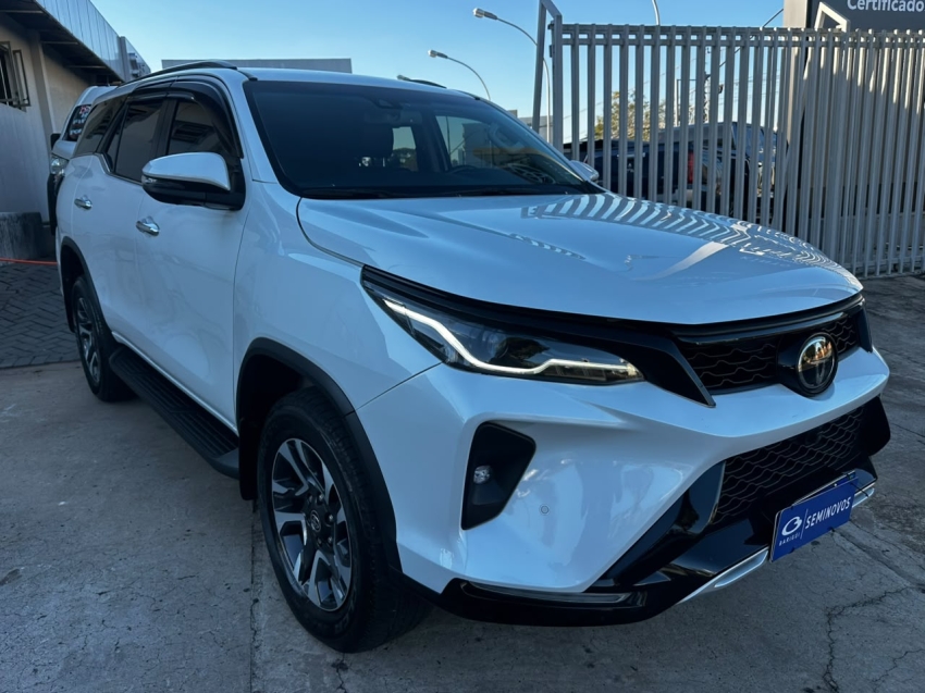 toyota hilux sw4 2.8 d-4d turbo diesel srx platinum 7l 4x4 automatico 5p 20250