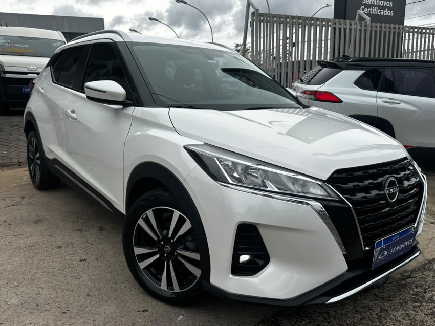 nissan kicks 1.6 16v flexstart advance xtronic flex 4p automatico 2024