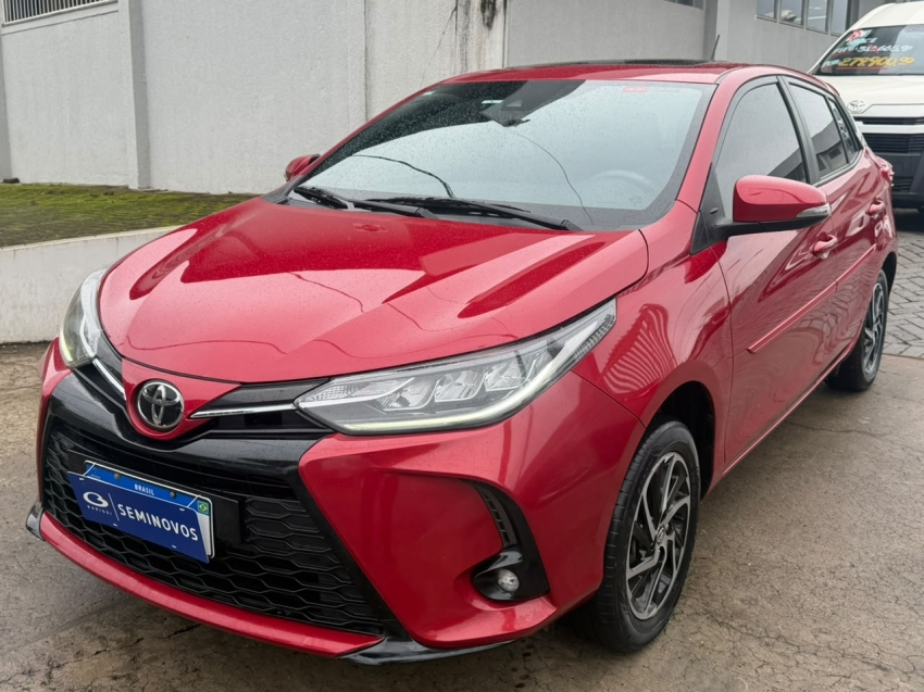 toyota yaris 1.5 16v flex xls multidrive 4p automatico 20242
