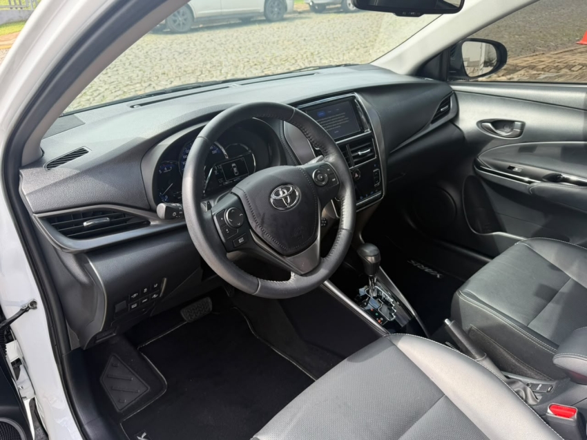 toyota yaris 1.5 16v flex sedan xls multidrive 4p automatico 20249