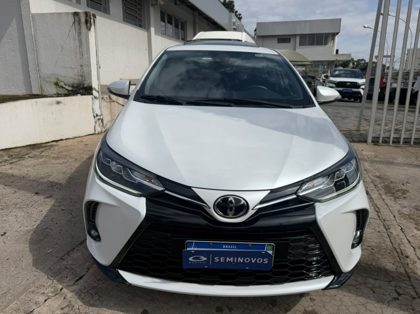toyota yaris 1.5 16v flex sedan xls multidrive 4p automatico 20241