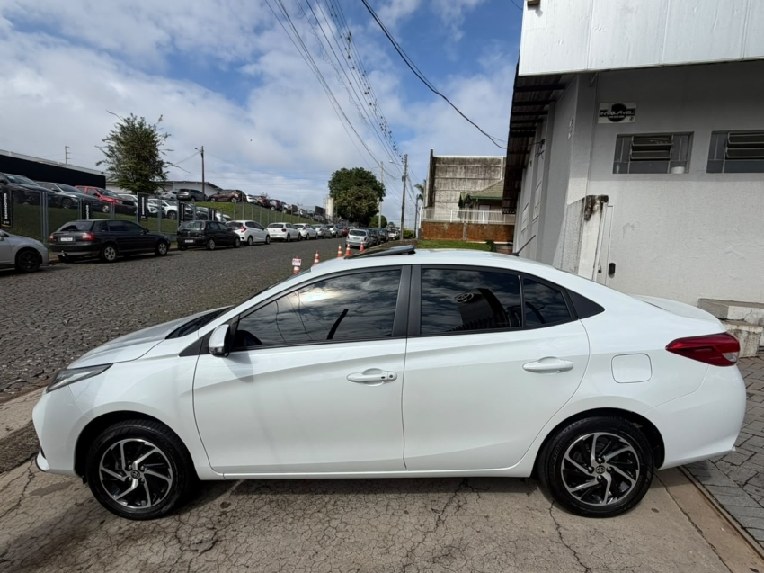 toyota yaris 1.5 16v flex sedan xls multidrive 4p automatico 20244