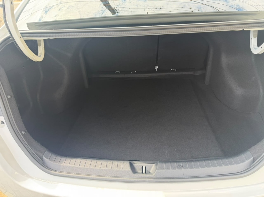 toyota yaris 1.5 16v flex sedan xls multidrive 4p automatico 202416