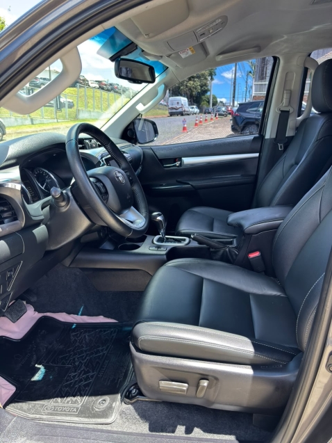toyota hilux 2.7 vvt-i flex cd srv 4x4 automatico 4p 202110