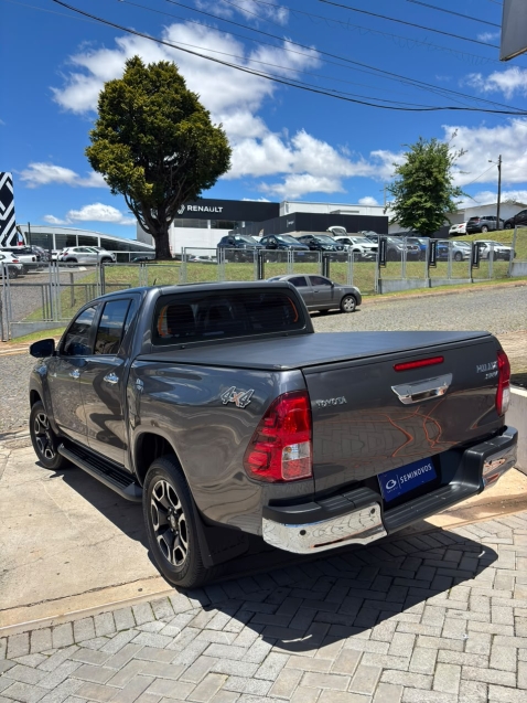 toyota hilux 2.7 vvt-i flex cd srv 4x4 automatico 4p 20215