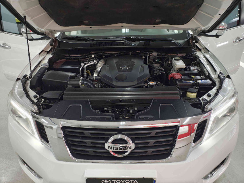 nissan frontier 2.3 16v turbo diesel le cd 4x4 automatico 4p 2021