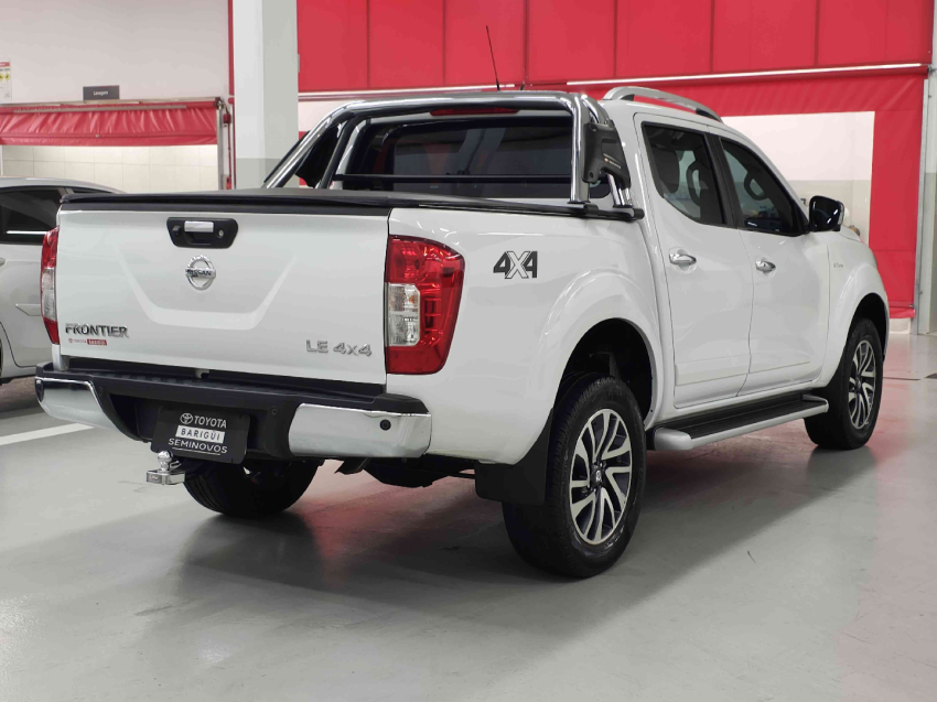 nissan frontier 2.3 16v turbo diesel le cd 4x4 automatico 4p 2021