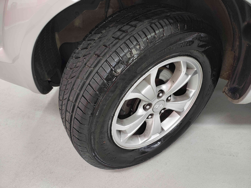 hyundai tucson 2.0 mpfi gls 16v 143cv 2wd flex 4p automatico 2016