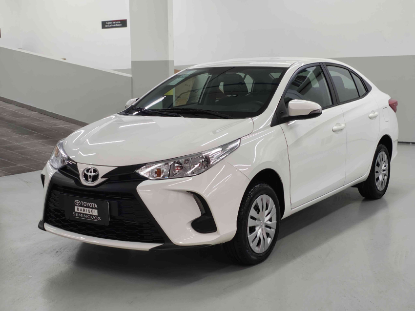 toyota yaris 1.5 16v flex sedan xl multidrive 4p automatico 2025