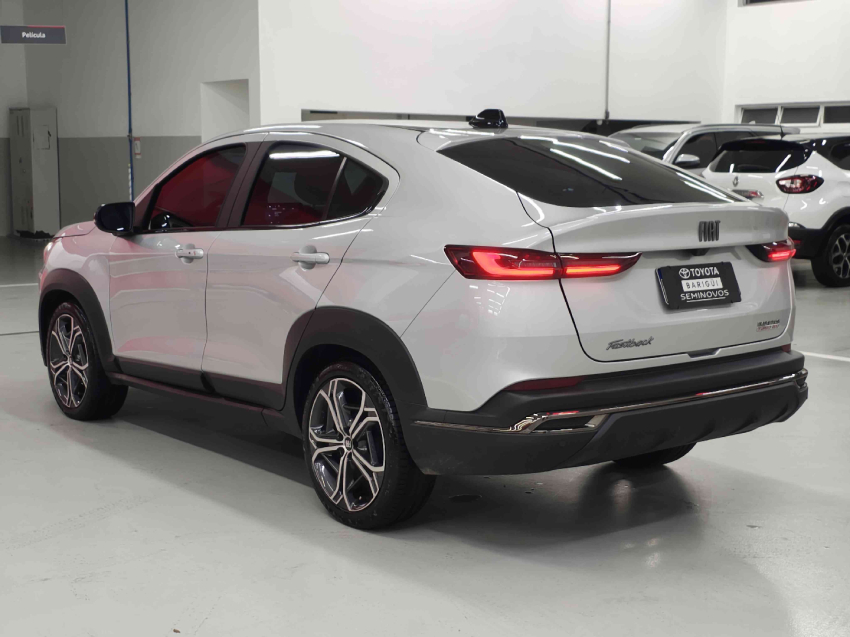 fiat fastback 1.0 turbo 200 flex impetus cvt 4p automatico 2024