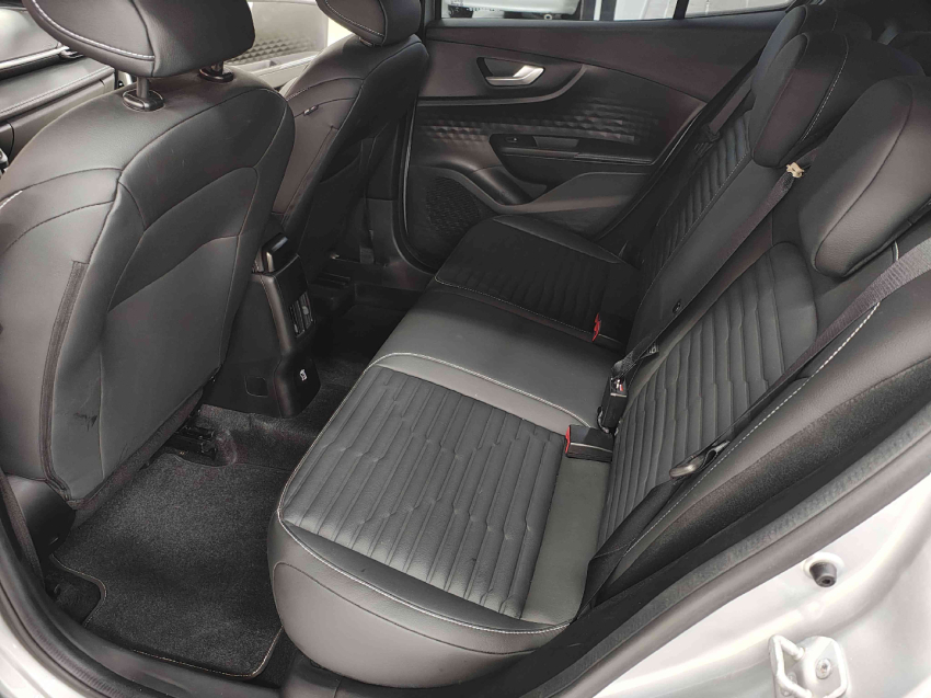 fiat fastback 1.0 turbo 200 flex impetus cvt 4p automatico 2024