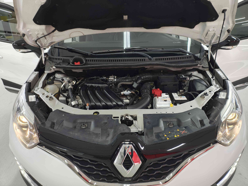 renault captur 1.6 16v sce flex intense x-tronic 4p automatico 2019