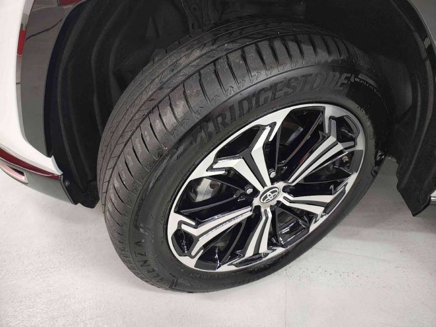toyota rav4 2.5 vvt-ie phev xse awd cvt hibrido 4p automatico 2024
