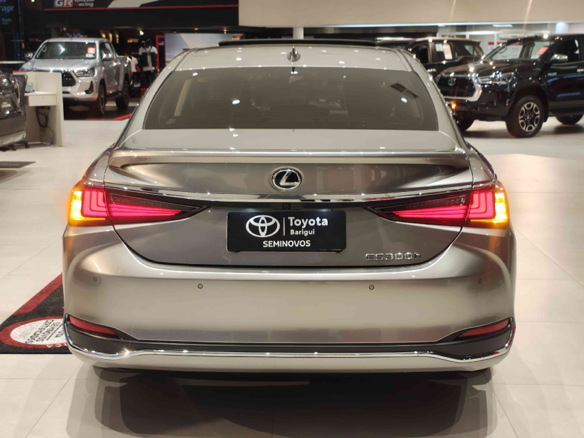lexus es 300h 2.5 16v hibrido cvt 4p automatico 2023