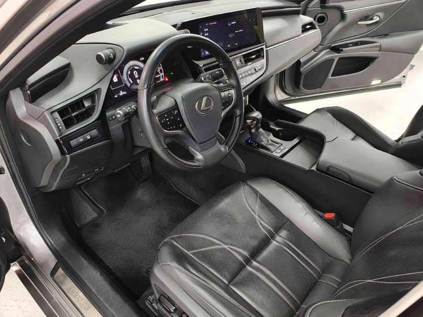 lexus es 300h 2.5 16v hibrido cvt 4p automatico 2023