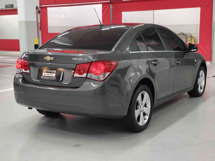 chevrolet cruze 1.8 lt 16v flex 4p manual 2014