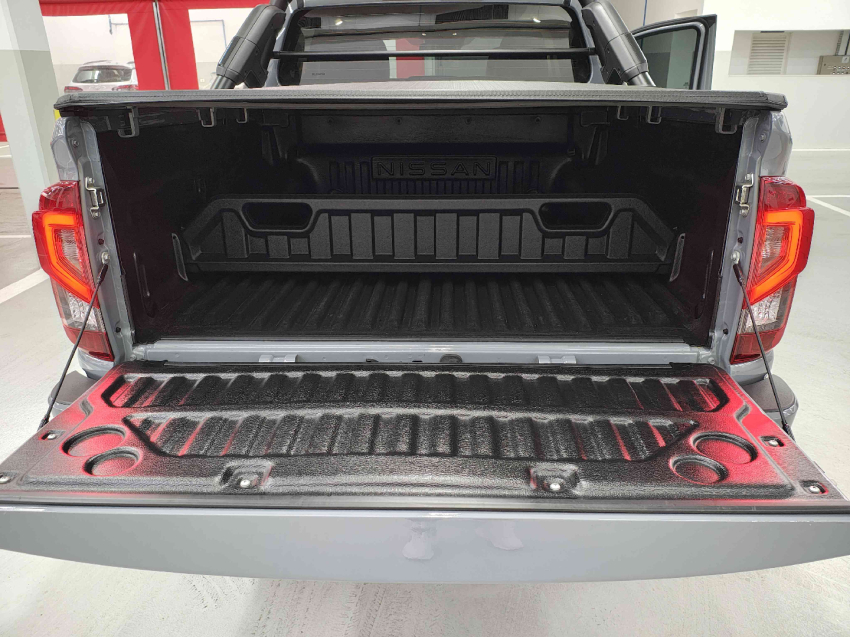 nissan frontier 2.3 16v turbo diesel pro4x cd 4x4 automatico 4p 2024