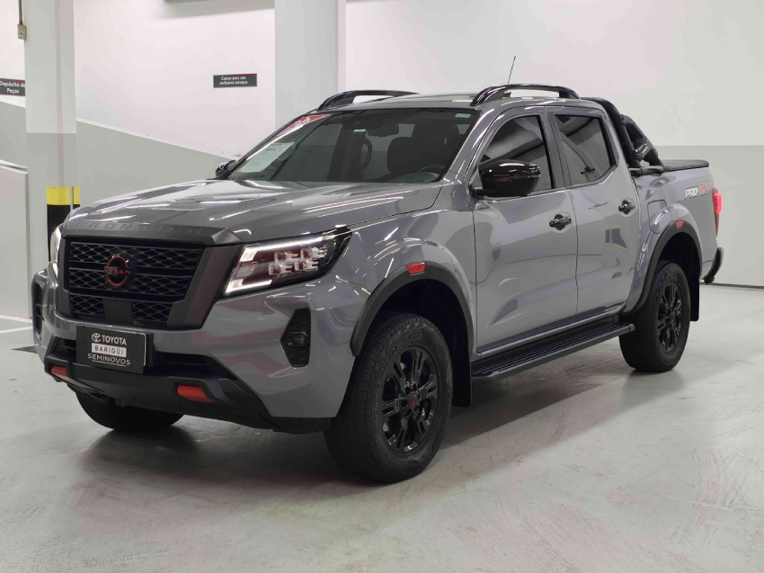 nissan frontier 2.3 16v turbo diesel pro4x cd 4x4 automatico 4p 2024