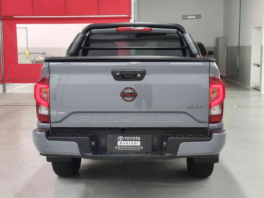 nissan frontier 2.3 16v turbo diesel pro4x cd 4x4 automatico 4p 2024