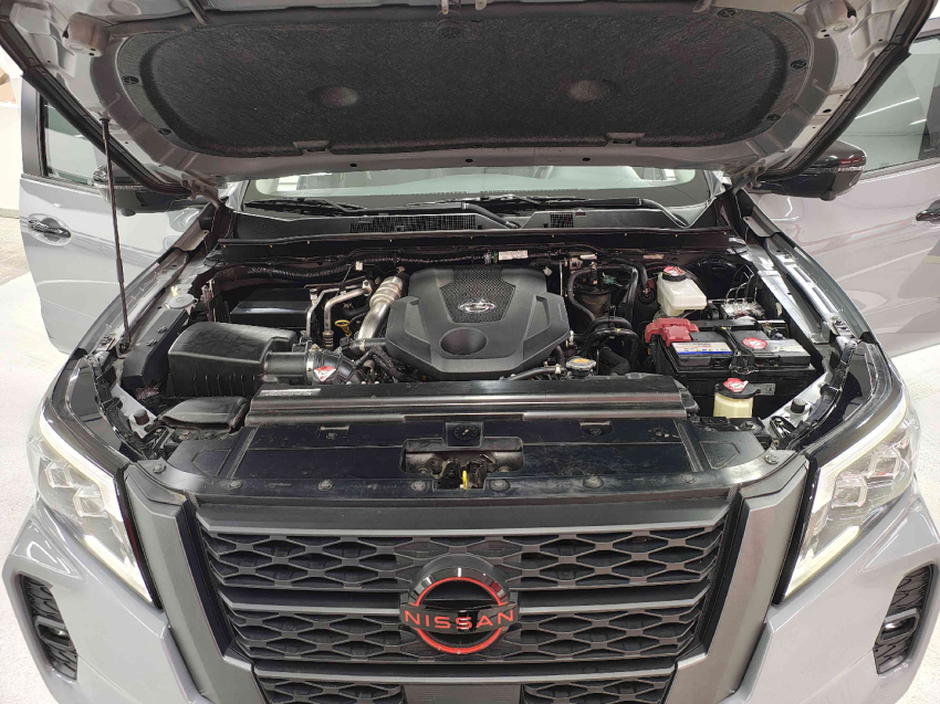 nissan frontier 2.3 16v turbo diesel pro4x cd 4x4 automatico 4p 2024
