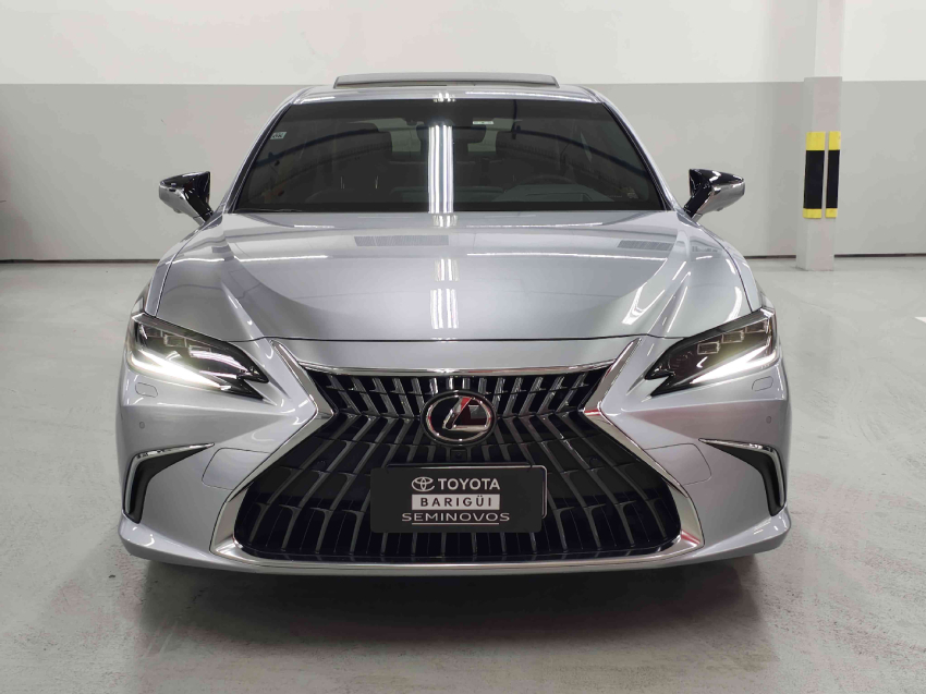 lexus es 300h 2.5 16v hibrido luxury cvt 4p automatico 2025