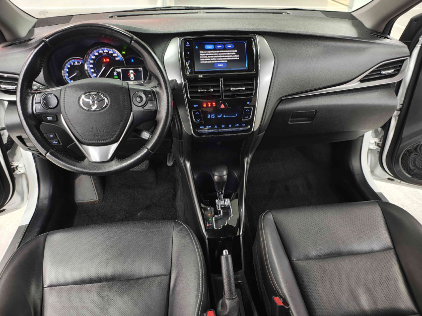 toyota yaris 1.5 16v flex sedan xls multidrive 4p automatico 2024