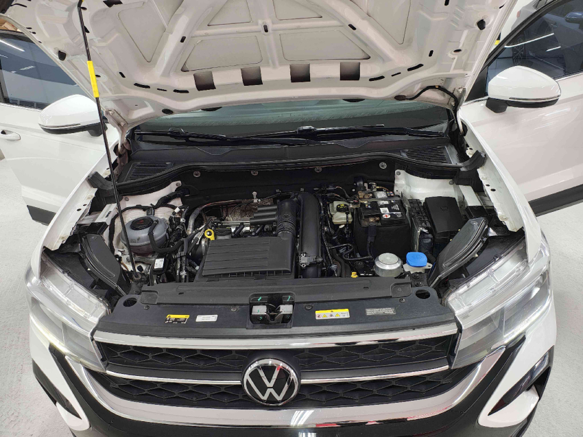 volkswagen taos 1.4 250 tsi total flex comfortline automatico 4p 2022