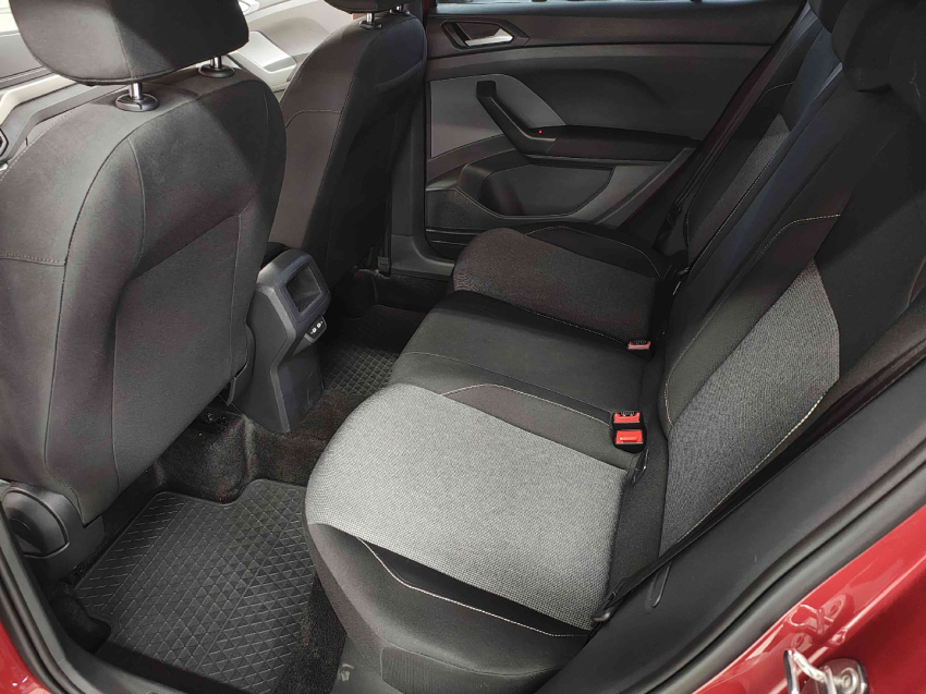 volkswagen t-cross 1.0 200 tsi total flex automatico 4p 2025