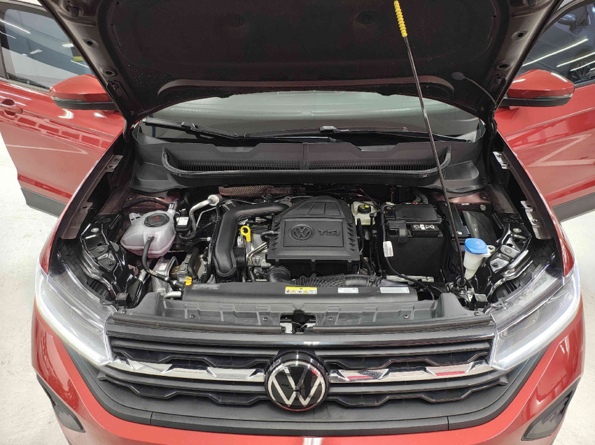 volkswagen t-cross 1.0 200 tsi total flex automatico 4p 2025