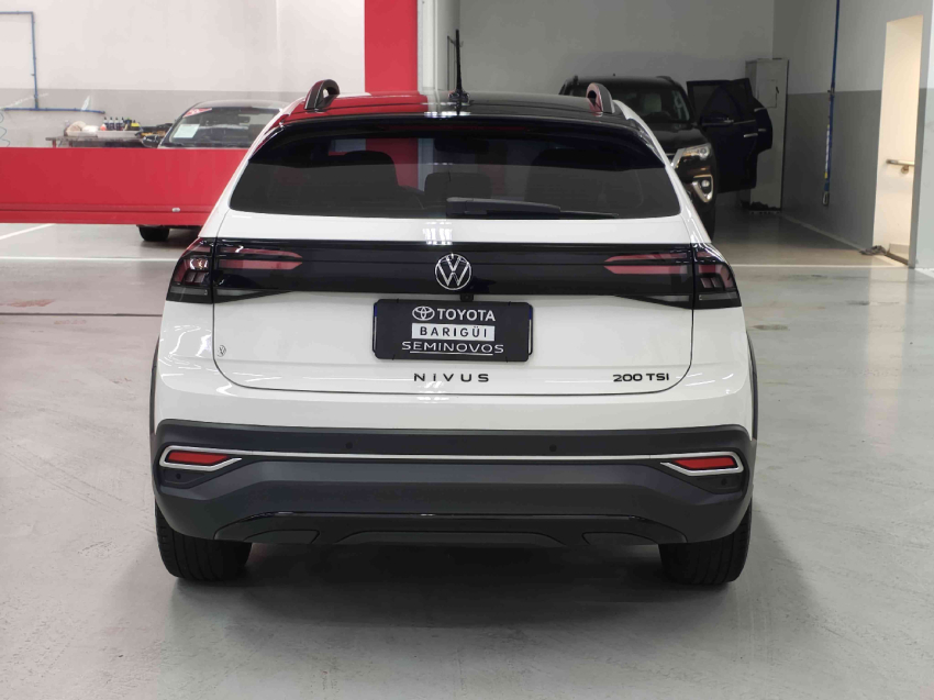 volkswagen nivus 1.0 200 tsi total flex highline automatico 4p 2023