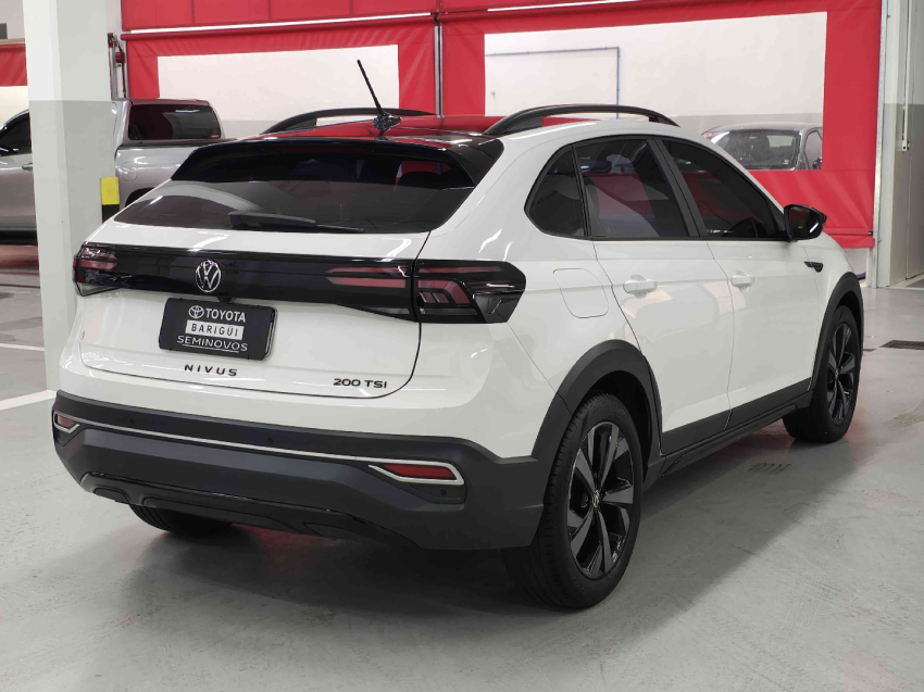 volkswagen nivus 1.0 200 tsi total flex highline automatico 4p 2023