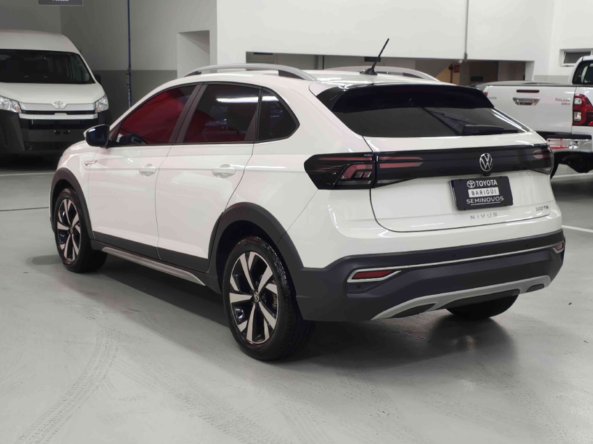 volkswagen nivus 1.0 200 tsi total flex highline automatico 4p 2023