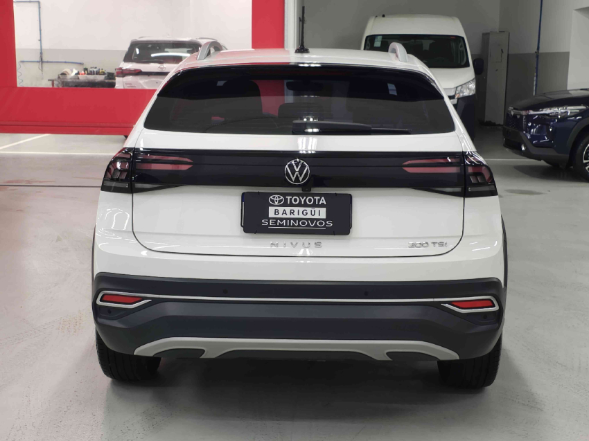 volkswagen nivus 1.0 200 tsi total flex highline automatico 4p 2023