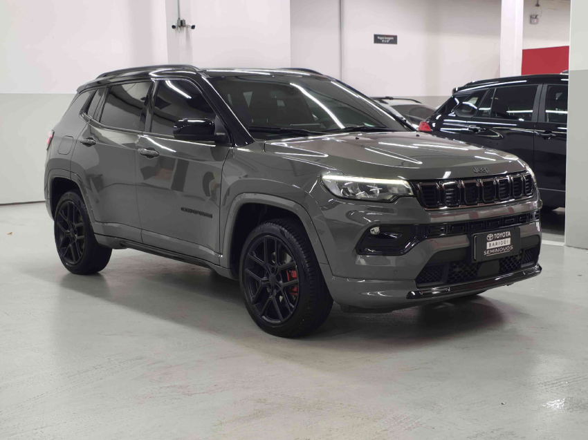 jeep compass 2.0 hurricane 4 turbo gasolina blackhawk at9 4p automatico 2025
