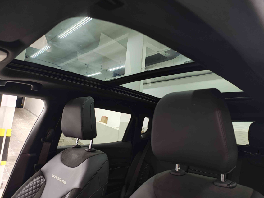 jeep compass 2.0 hurricane 4 turbo gasolina blackhawk at9 4p automatico 2025