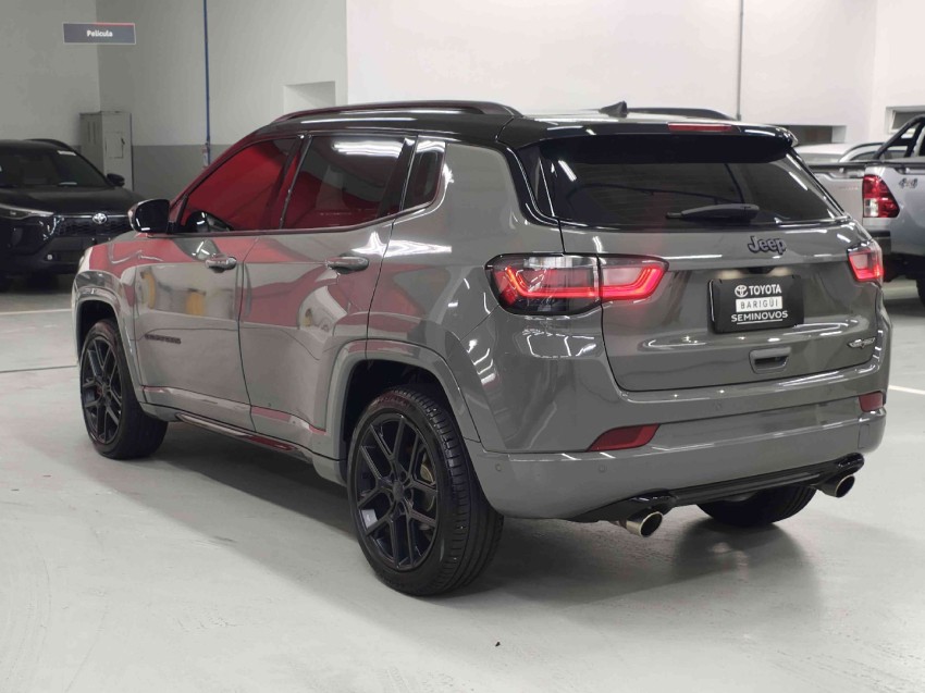 jeep compass 2.0 hurricane 4 turbo gasolina blackhawk at9 4p automatico 2025