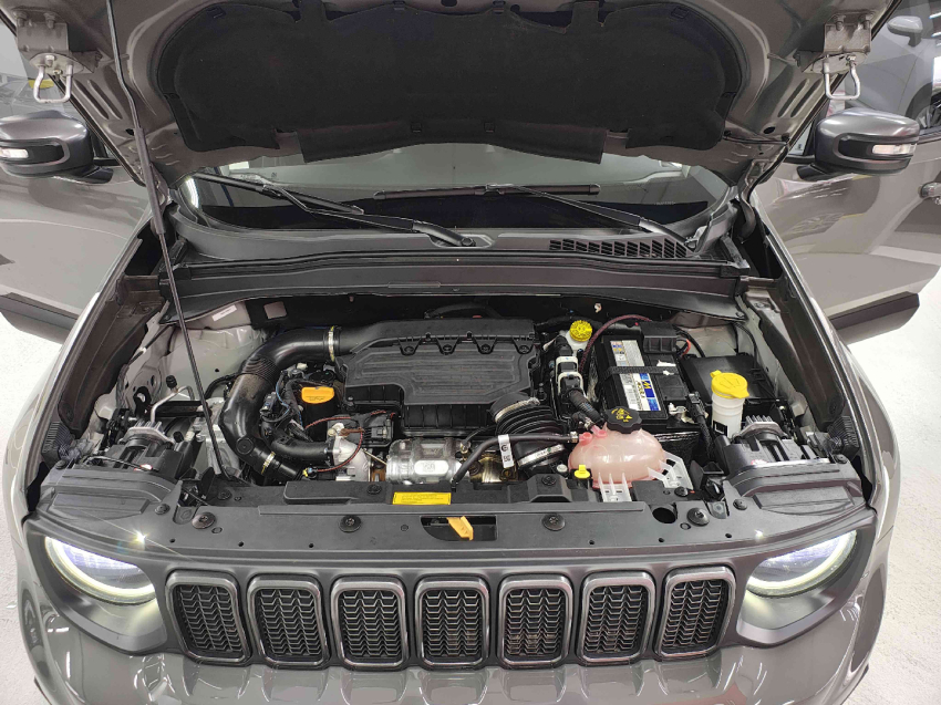 jeep renegade 1.3 t270 turbo flex trailhawk 4x4 at9 4p automatico 2025