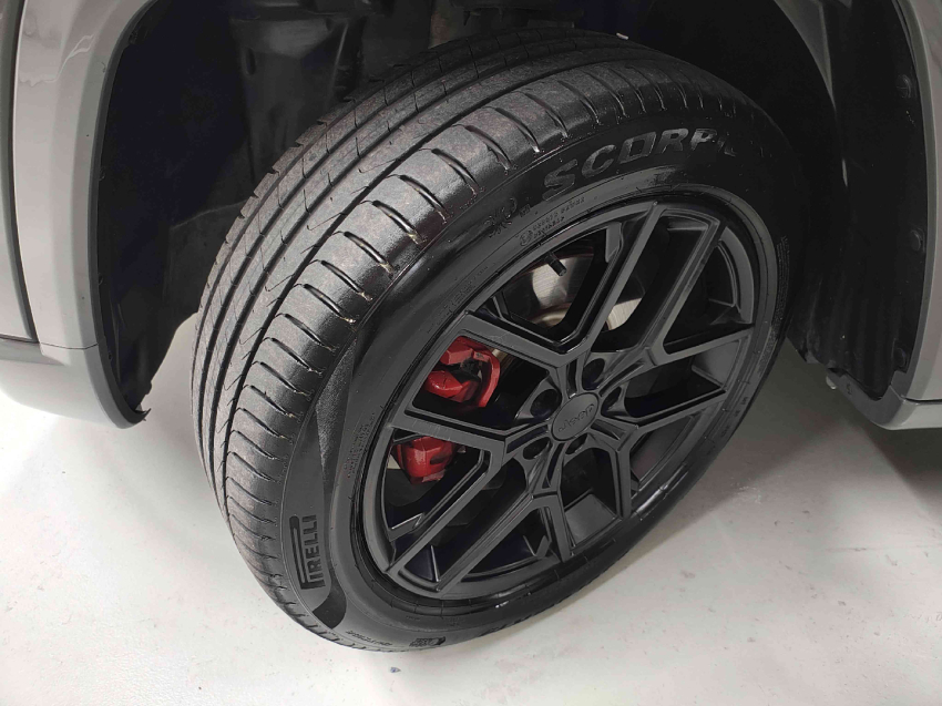 jeep commander 2.0 hurricane 4 turbo gasolina blackhawk at9 4p automatico 2025