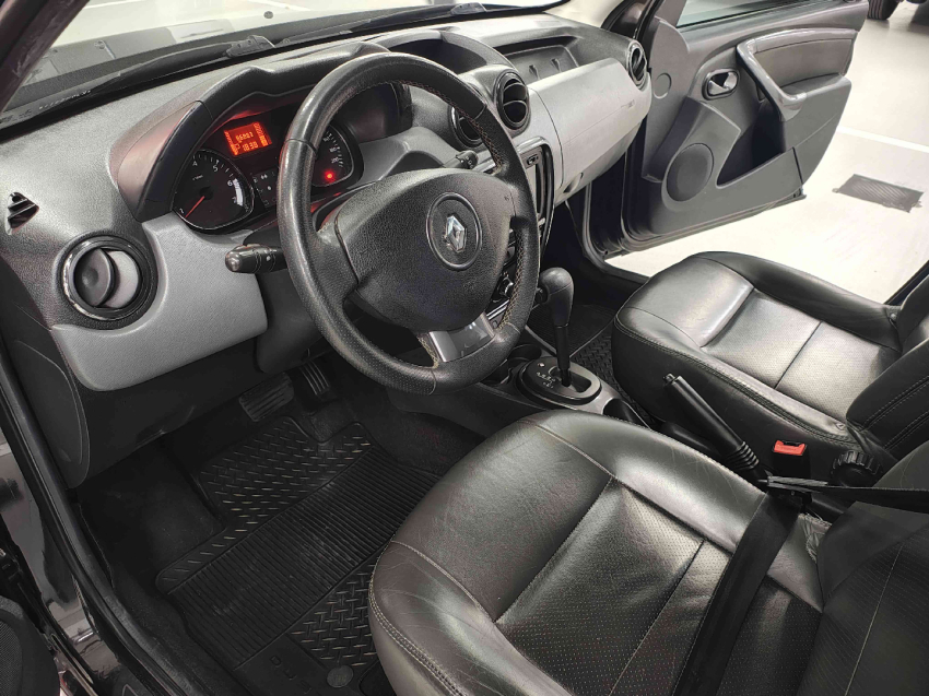 renault duster 2.0 dynamique 4x2 16v flex 4p automatico 2014